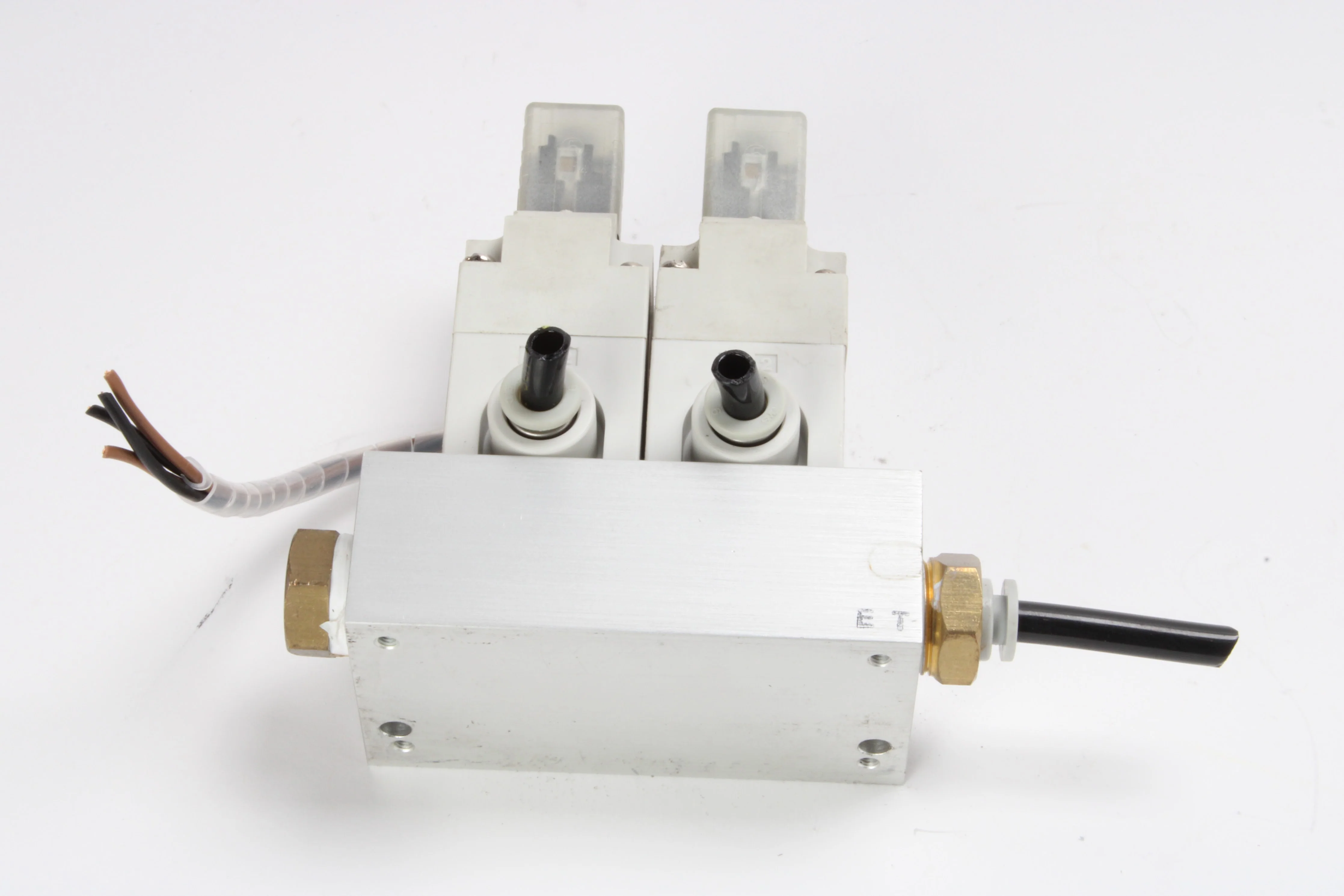 SMC VQ21A1-5YZ-C6 & VQ21M1-5YZ-C6 Solenoid Valve With Manifold - Image 6
