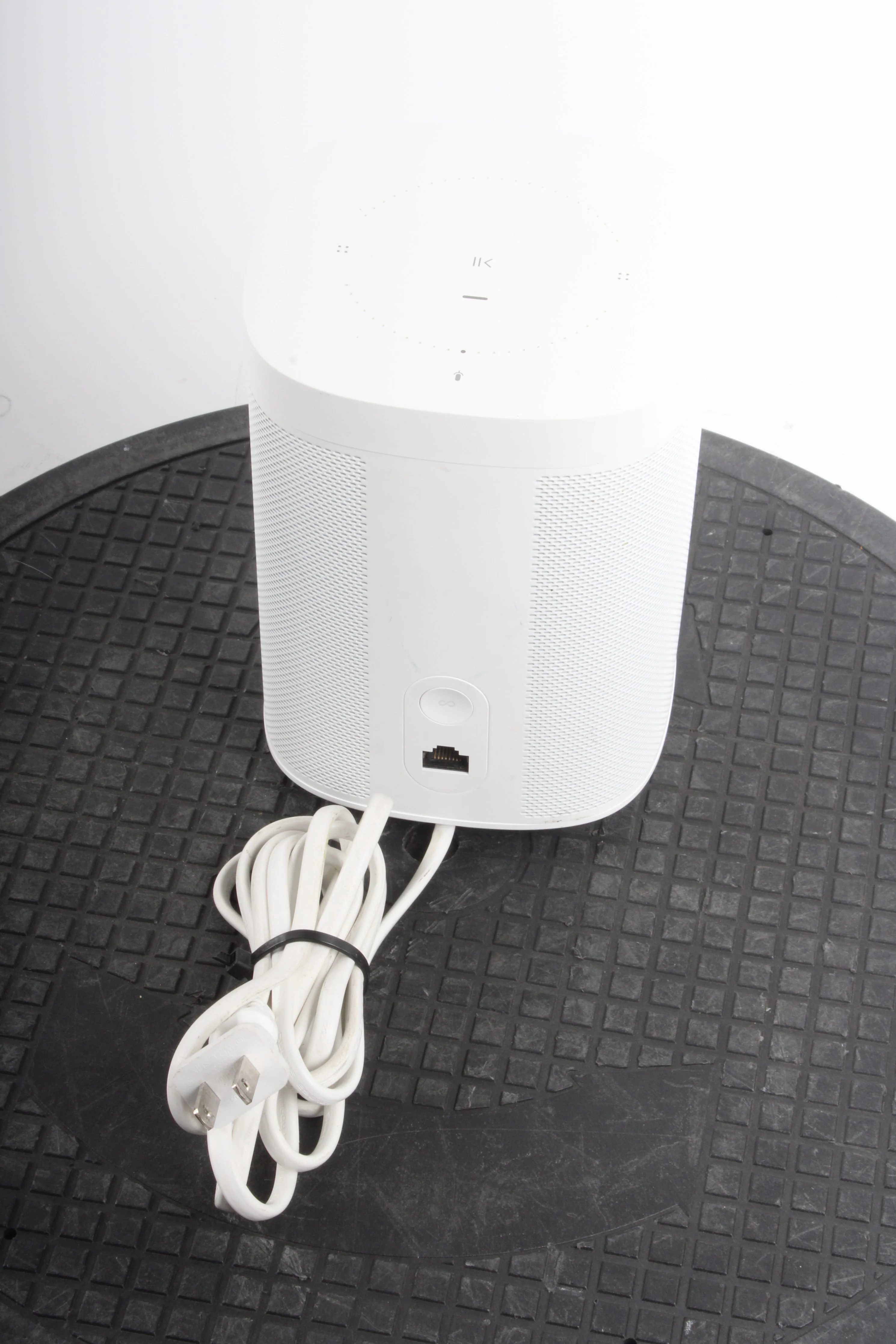 Sonos One A100 Voiced Controlled Smart Speaker - White - Image 3