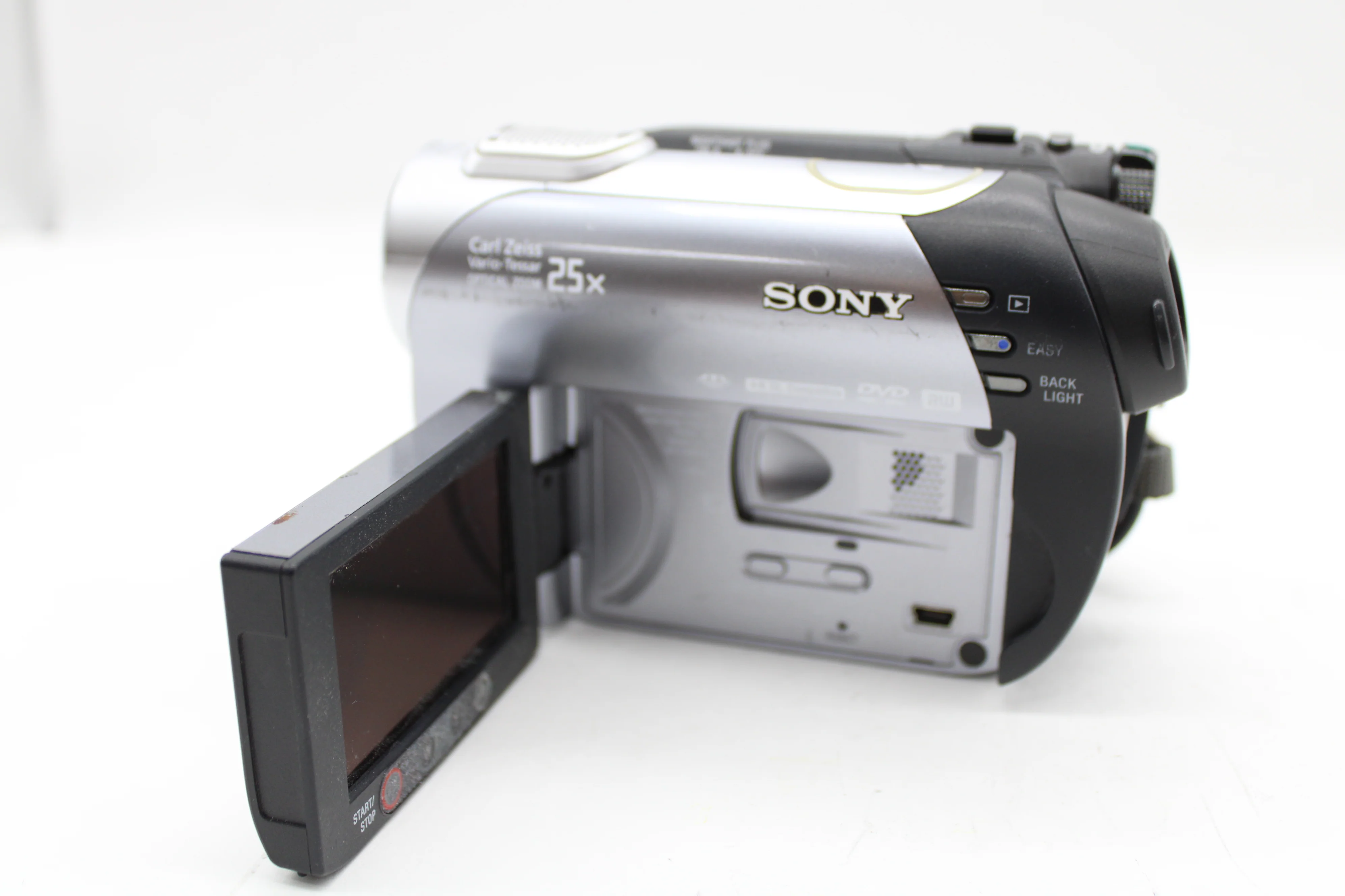 Sony DCR-DVD308 Digital Video Camera Recorder - View Finder Not Working - Image 3