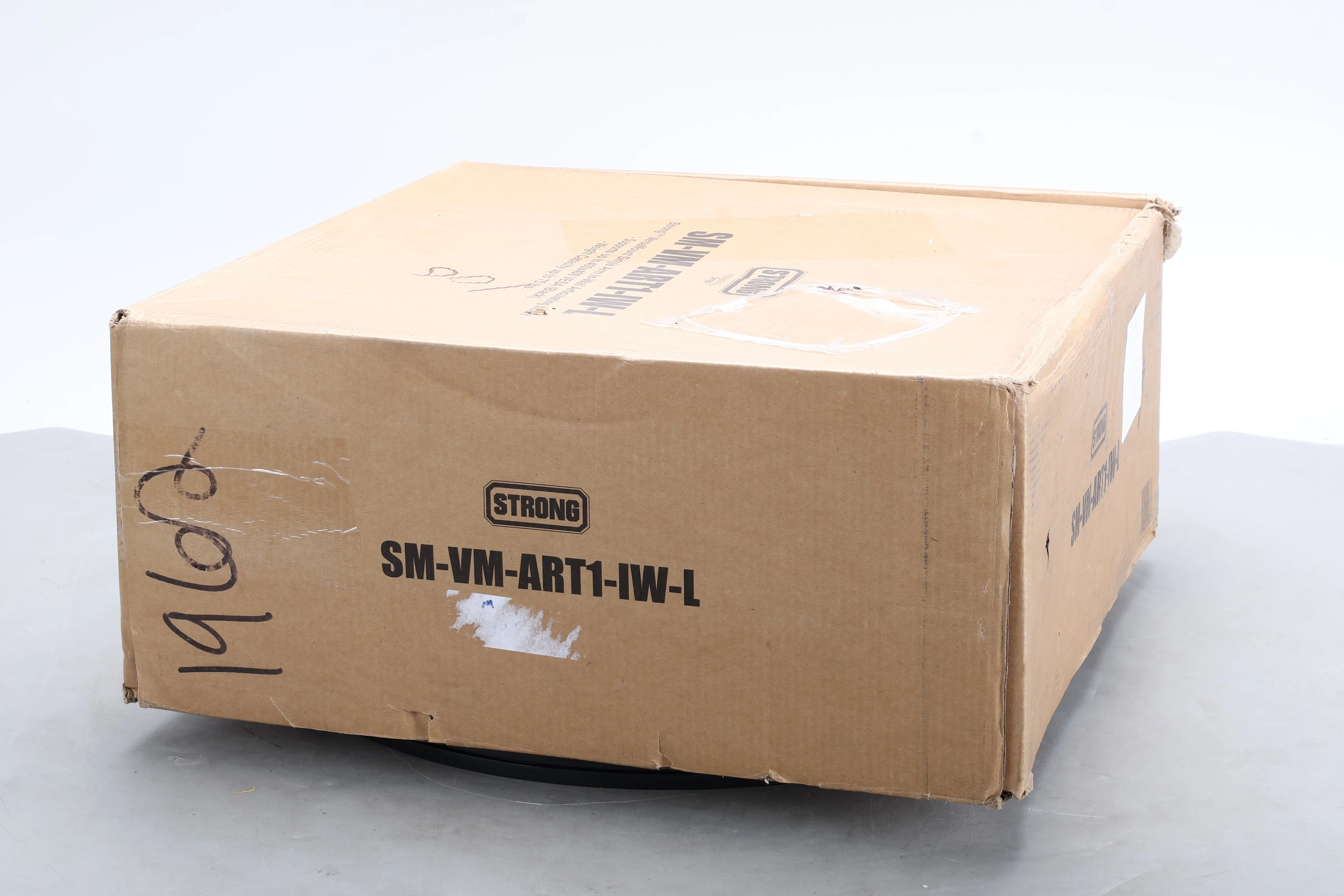 Strong SM-VM-ART1-IW-L VersaMount Single Arm In-Wall Articulating Mount Open Box - Image 2