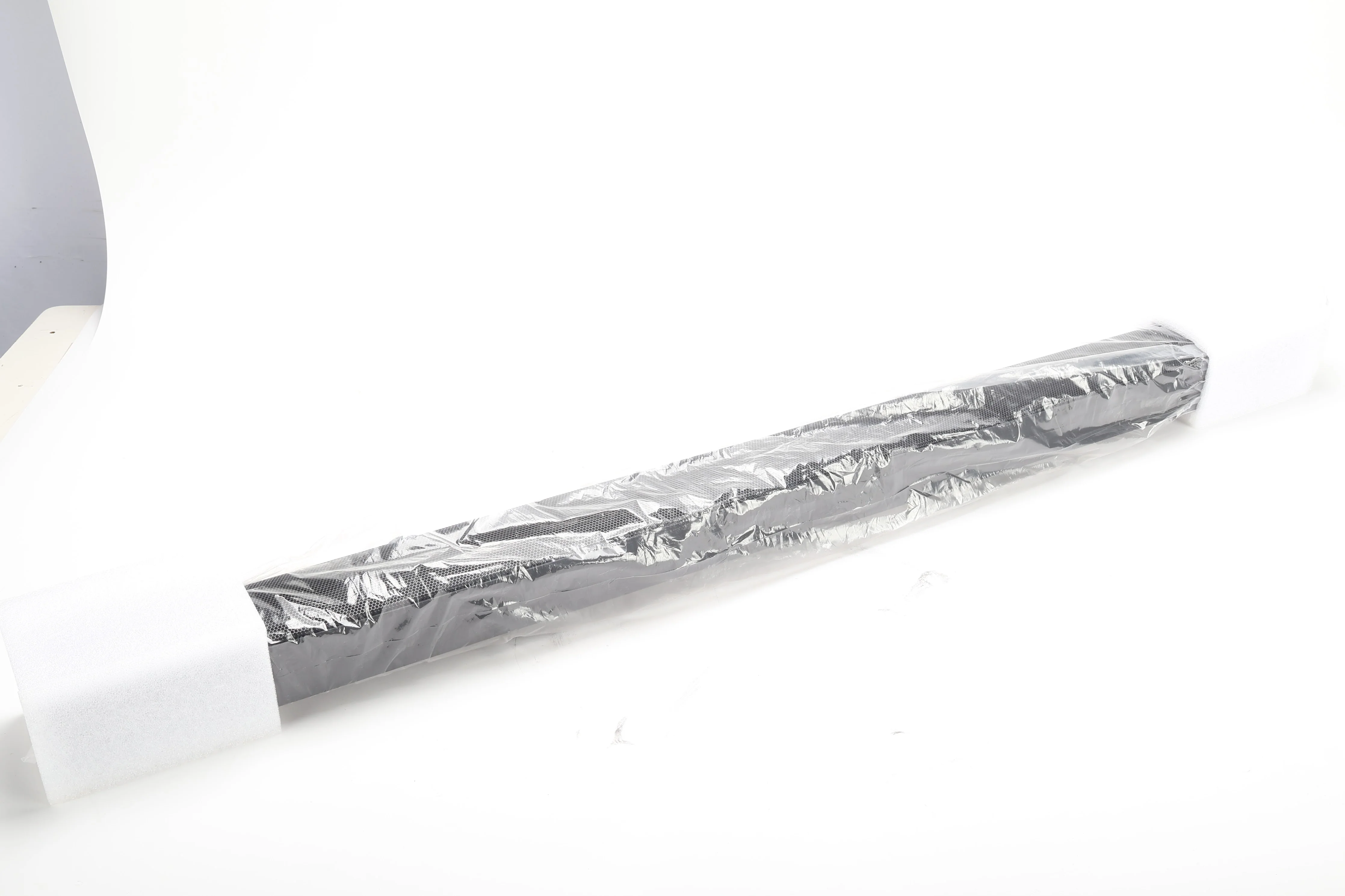 SunBrite SB-SP-557-BL 2-Channel Passive Soundbar Black for SunBrite Outdoor TVs - Image 2