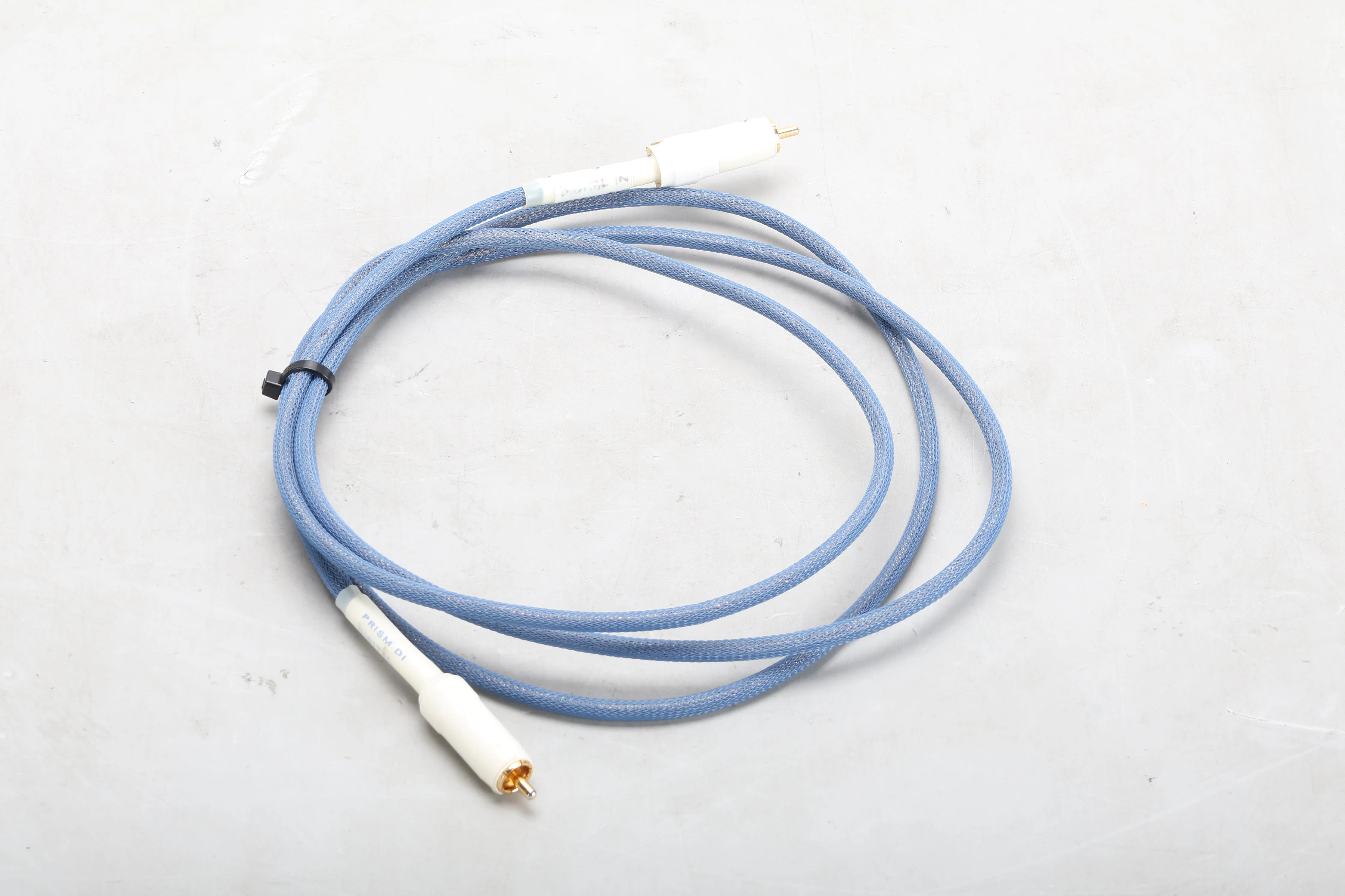 Tara Labs Prism D1 Digital Audio Cable (8') - Image 3