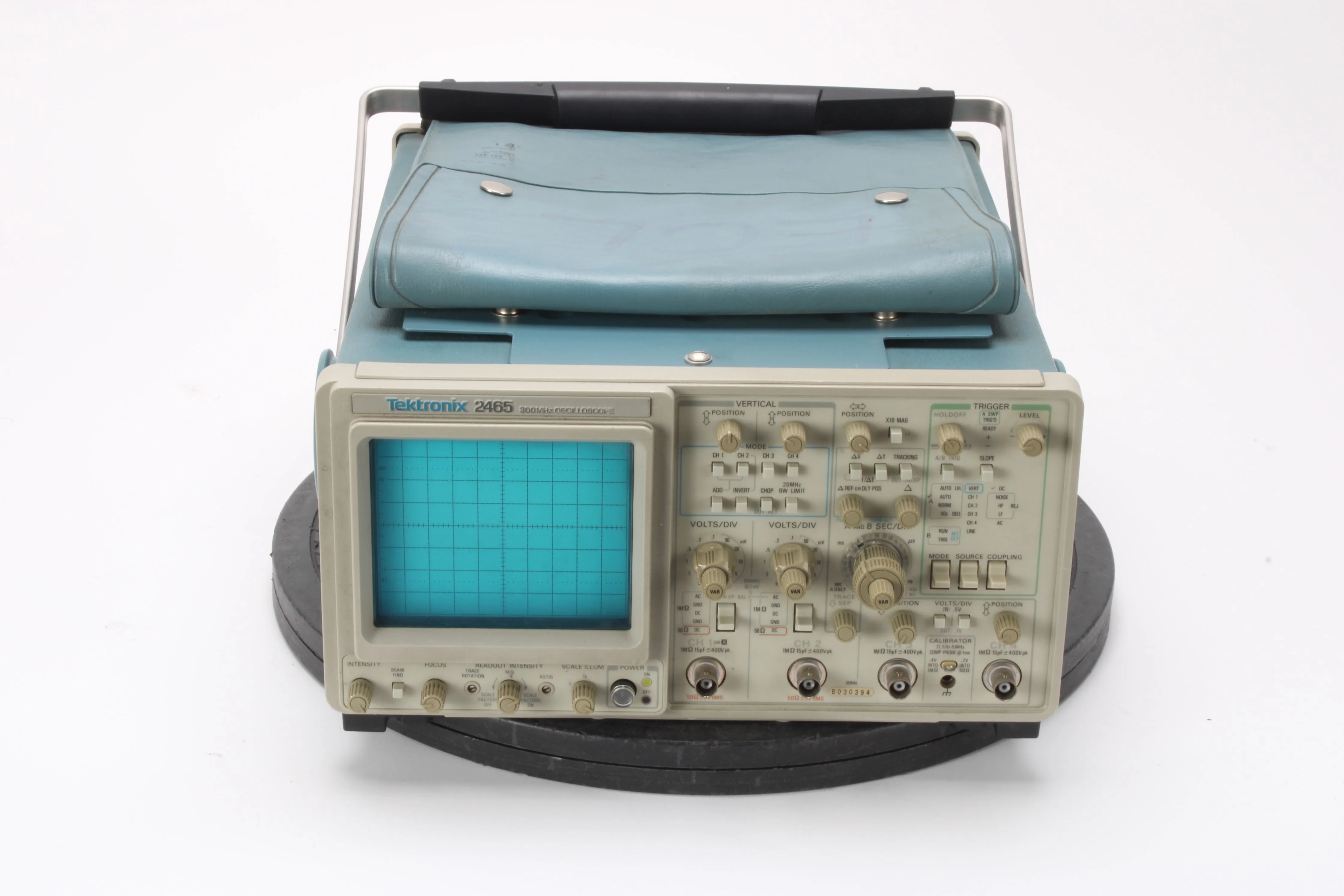Tektronix 2465 300MHz Portable Analog Oscilloscope - Fair Condition - Image 3