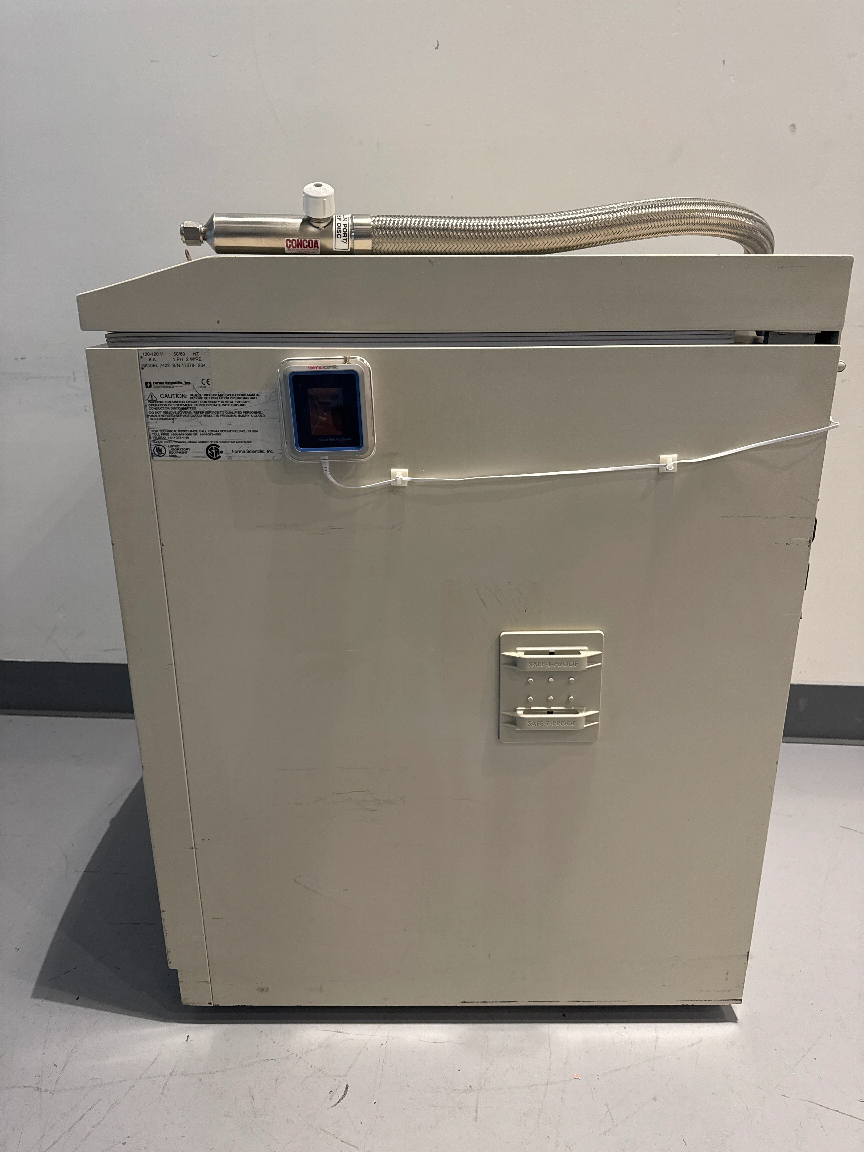 Thermo Scientific CryoPlus 2 Liquid Nitrogen Storage System 7402 W/ Accessories - Image 5