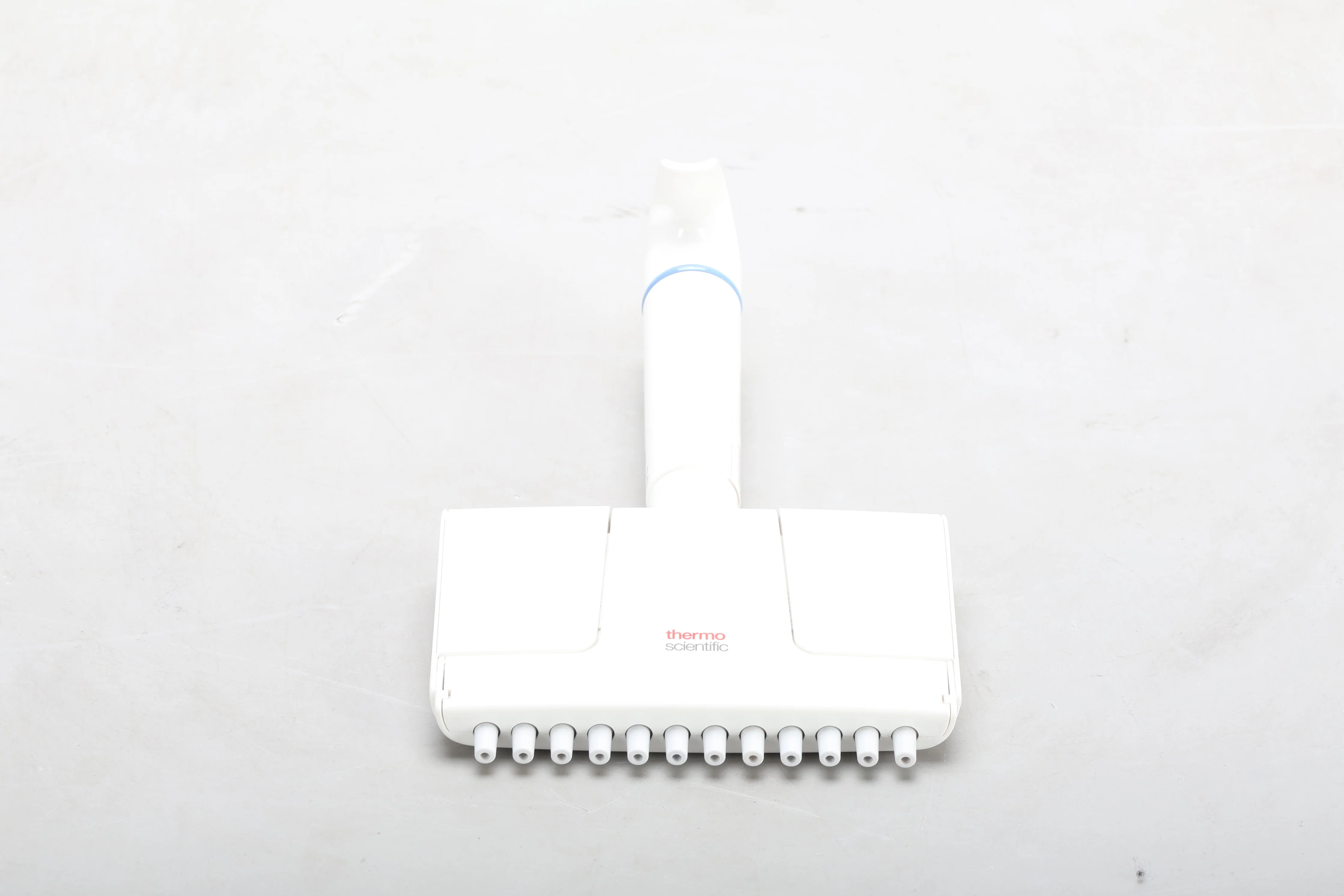 Thermo Scientific Finnpipette F1 12-Channel Pipette 5-50uL 4661050N - Image 2