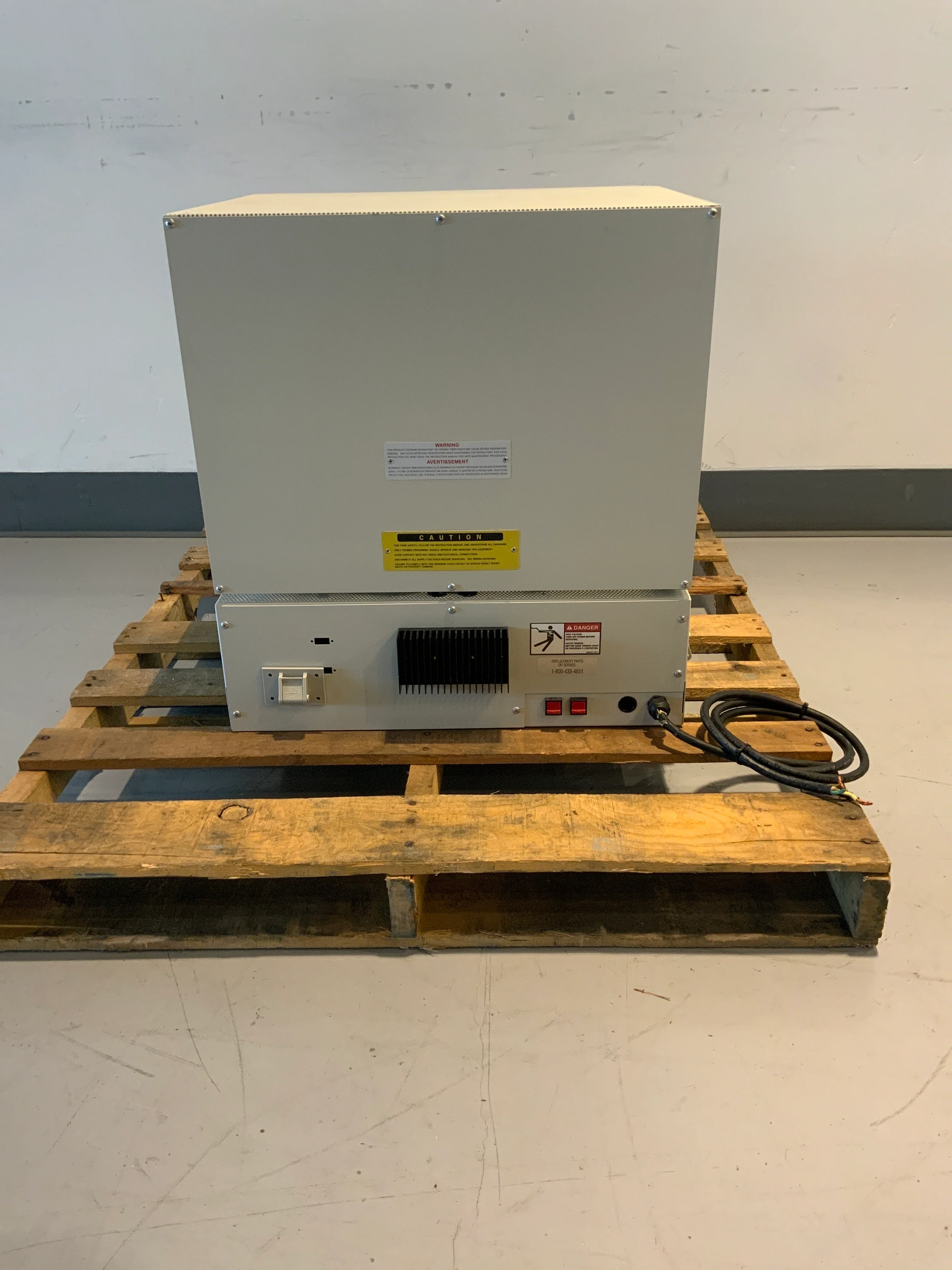 Thermo Scientific STF55433C-1 Lindberg/Blue M GP Tube Furnace - AS IS - Image 3
