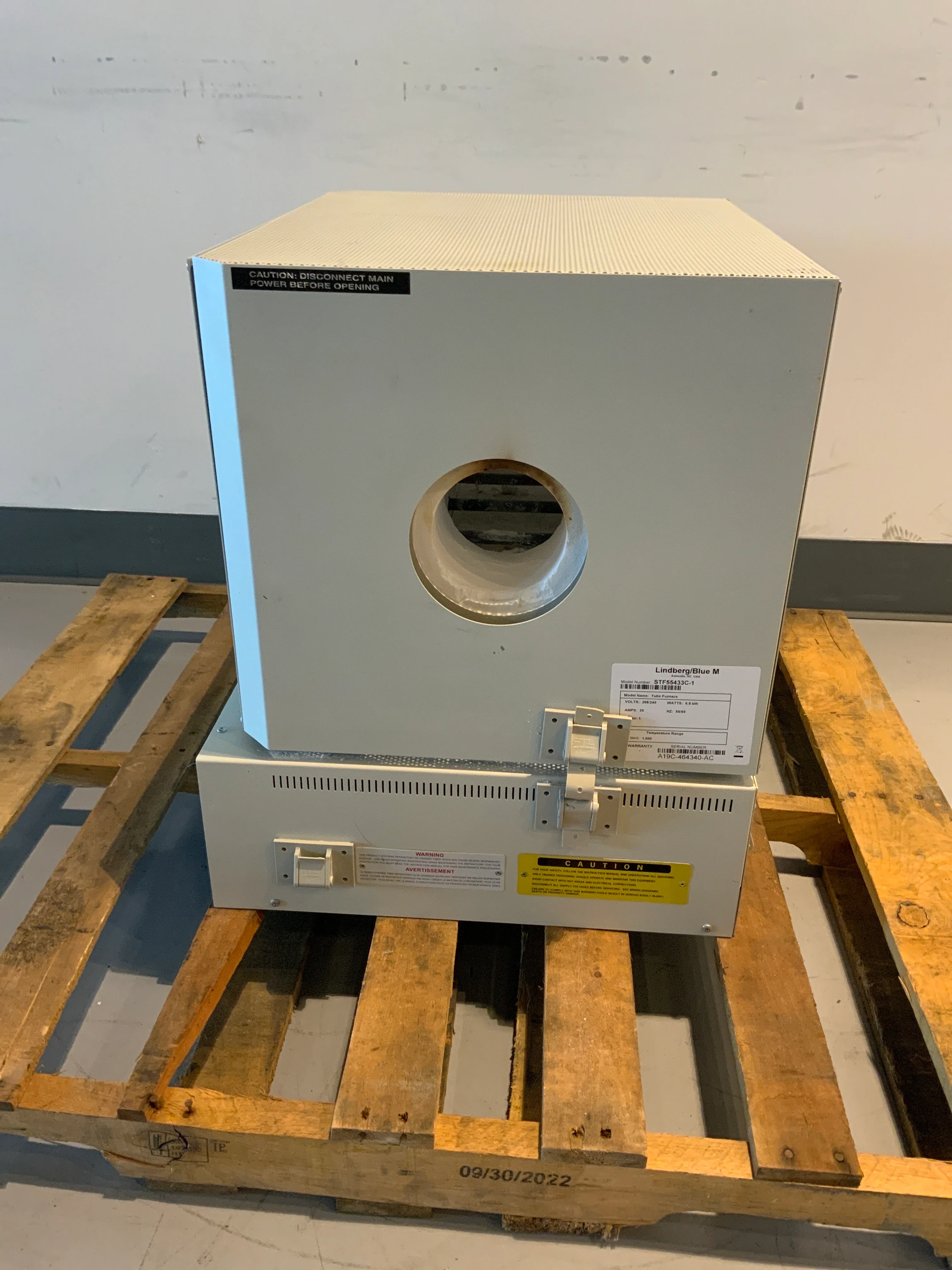 Thermo Scientific STF55433C-1 Lindberg/Blue M GP Tube Furnace - AS IS - Image 4