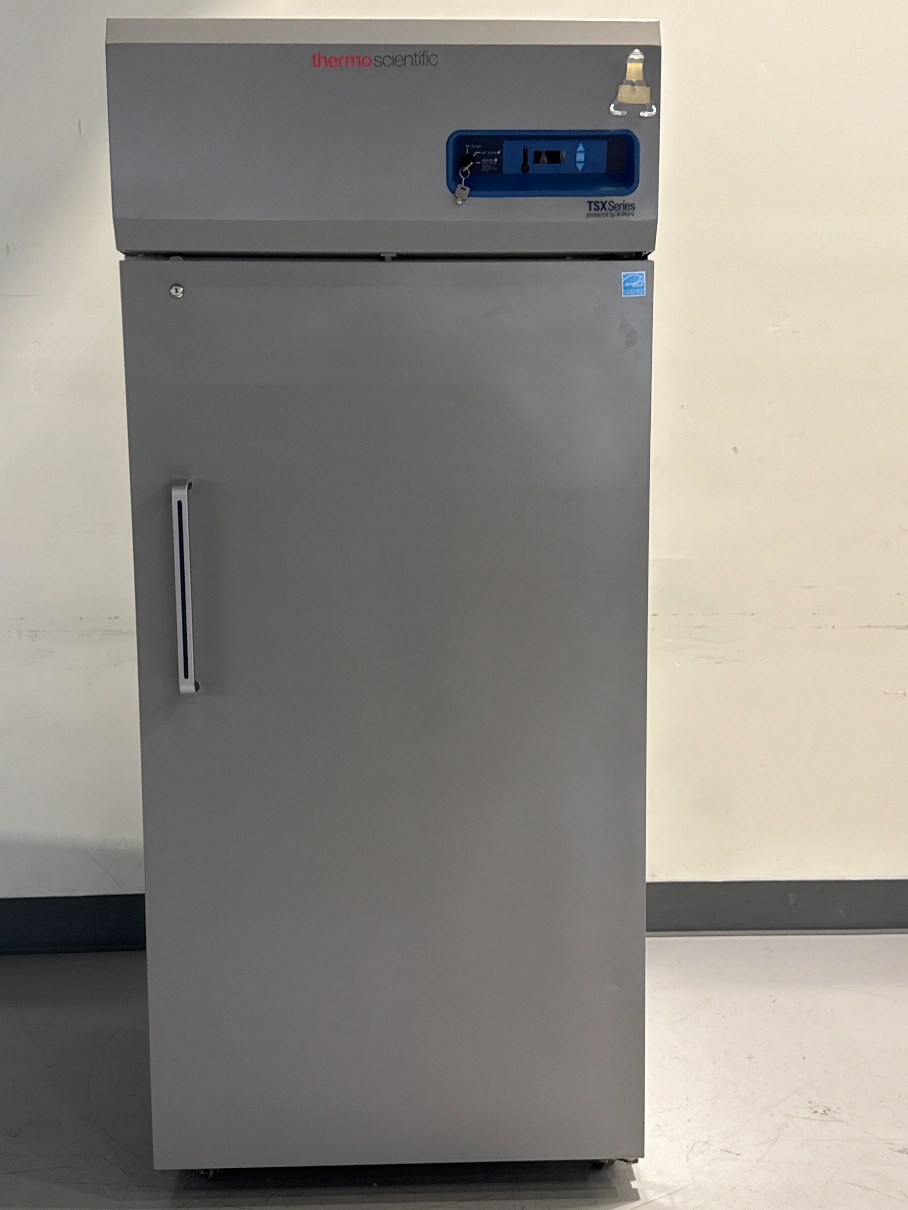 Thermo Scientific TSX3020EA -20°C Enzyme Freezer 29.2-cu ft TSX Series Lab