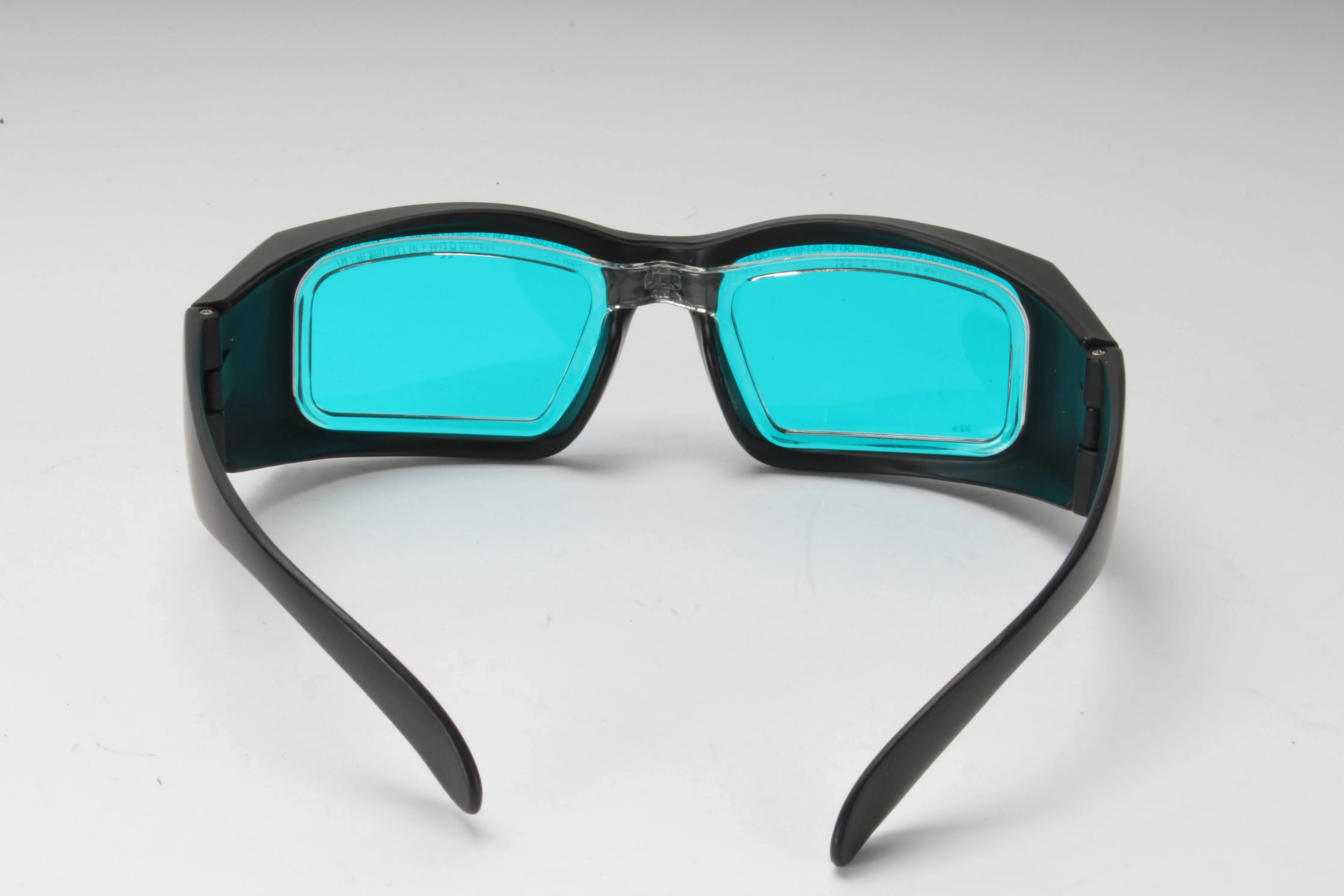 Thorlabs LG7A Laser Safety Glasses With Carrying Case - Image 3