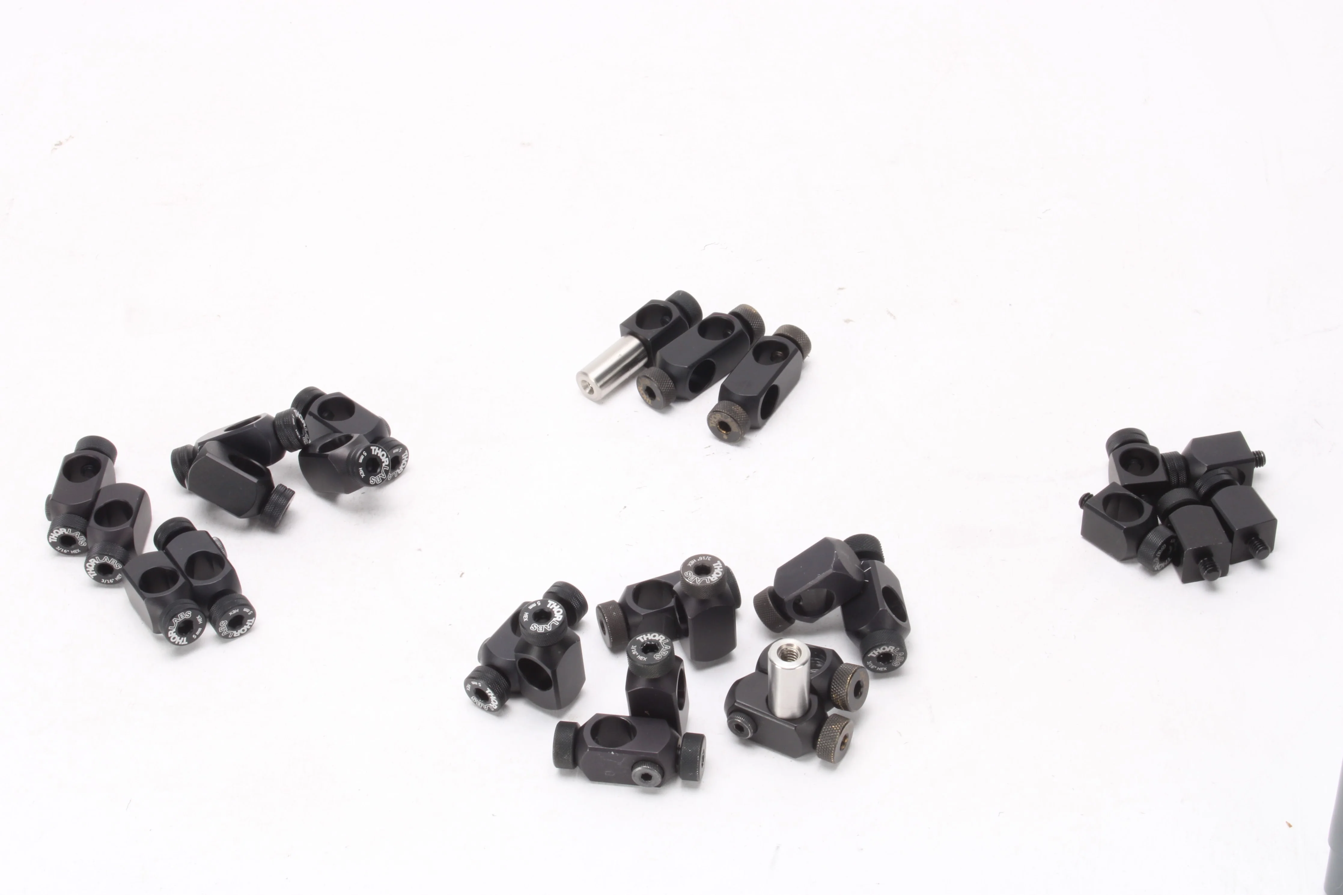 Thorlabs Rotating Clamps / Post Clamps (Lot of 17) - Fair Condition - Image 2