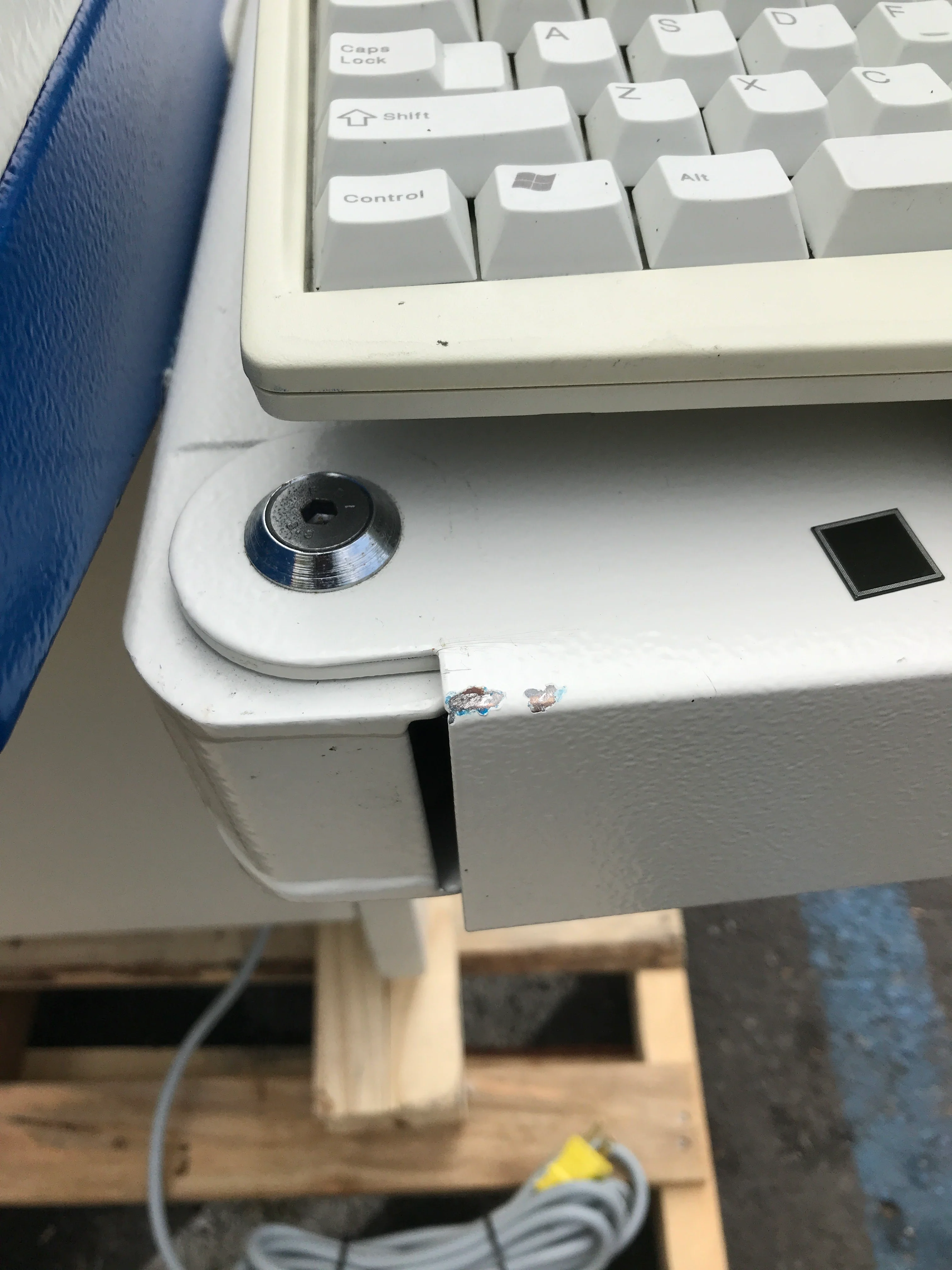Trumpf VWS 800 Laser Engraving Workstation - AS IS Parts or Repair - Image 2