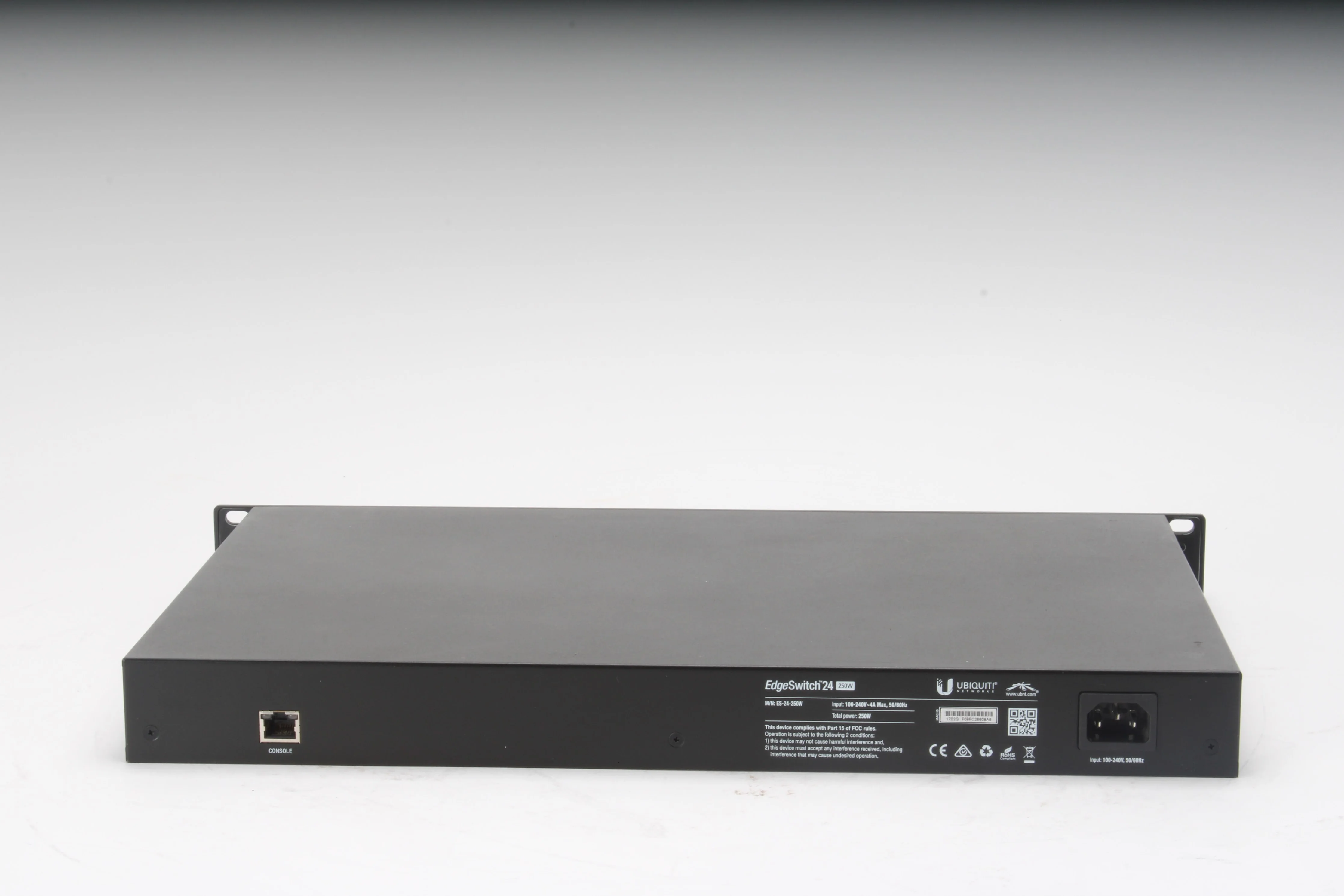 Ubiquiti Networks ES-24-250W Managed Network Switch L2/L3 Gigabit 24-Port - Image 3