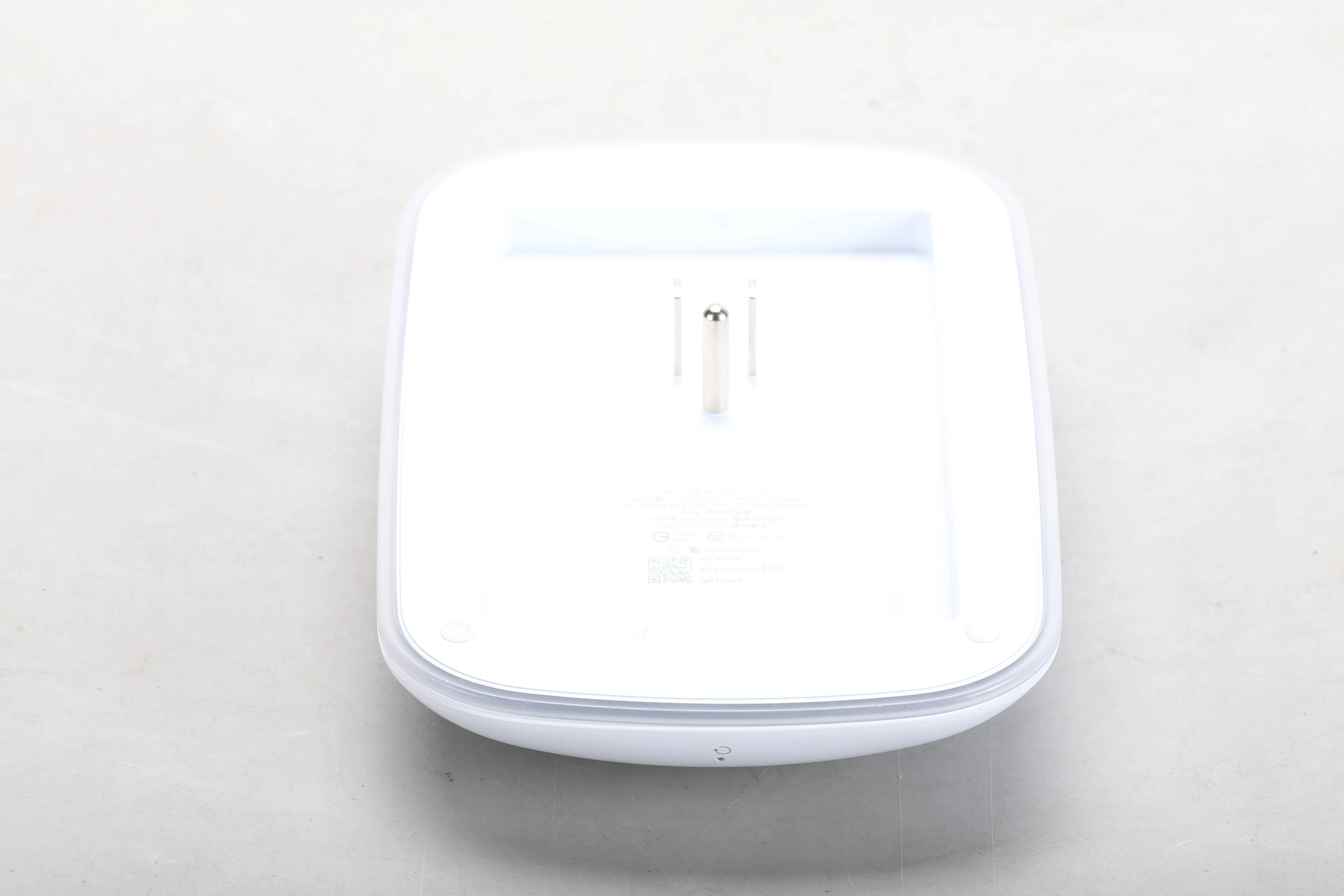 Ubiquiti UniFi U6 Extender WiFi 6 Access Point U6-Extender - Fair Condition - Image 5