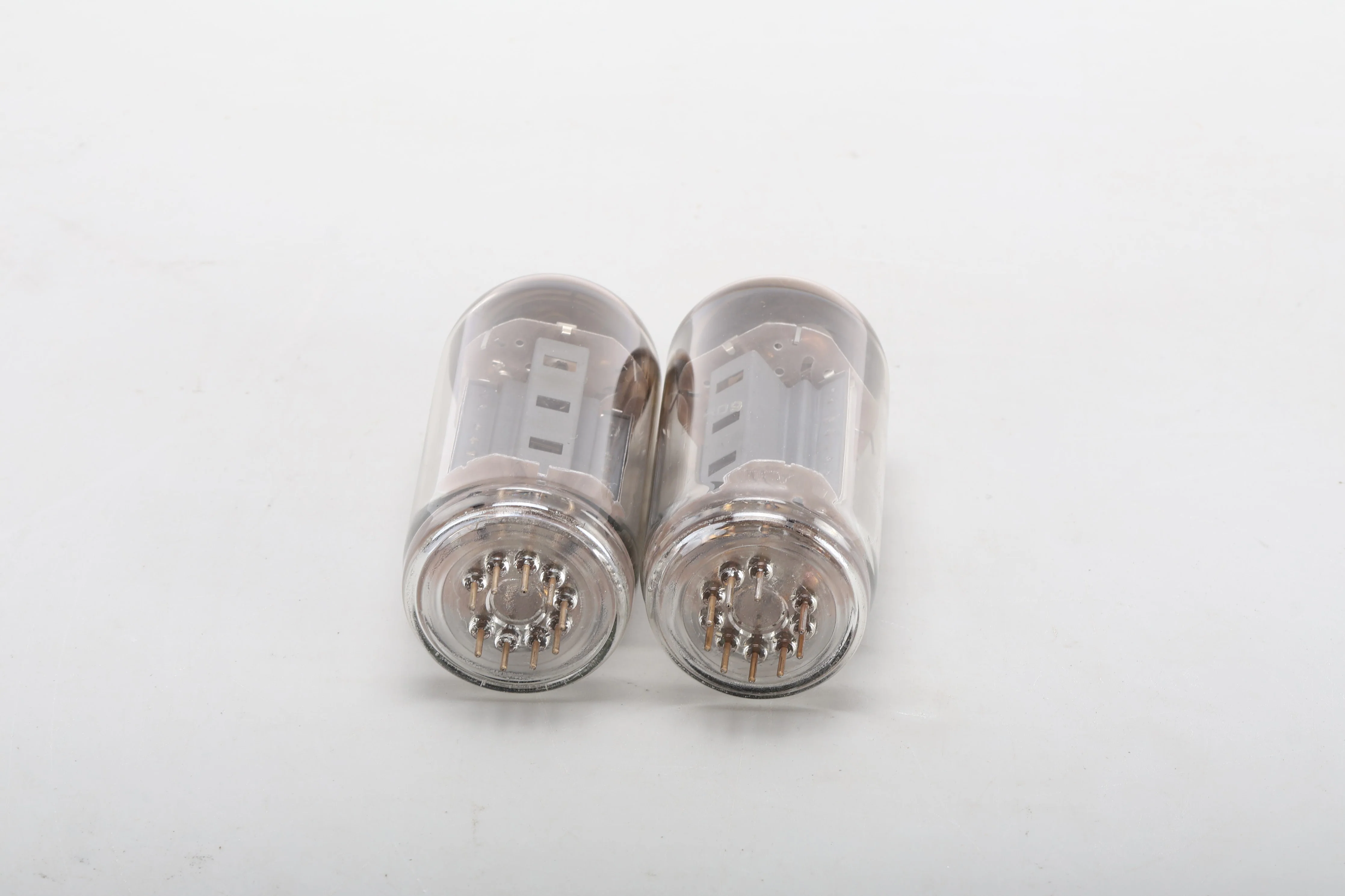 Unbranded EL509 Vacuum Tube (Lot of 2)