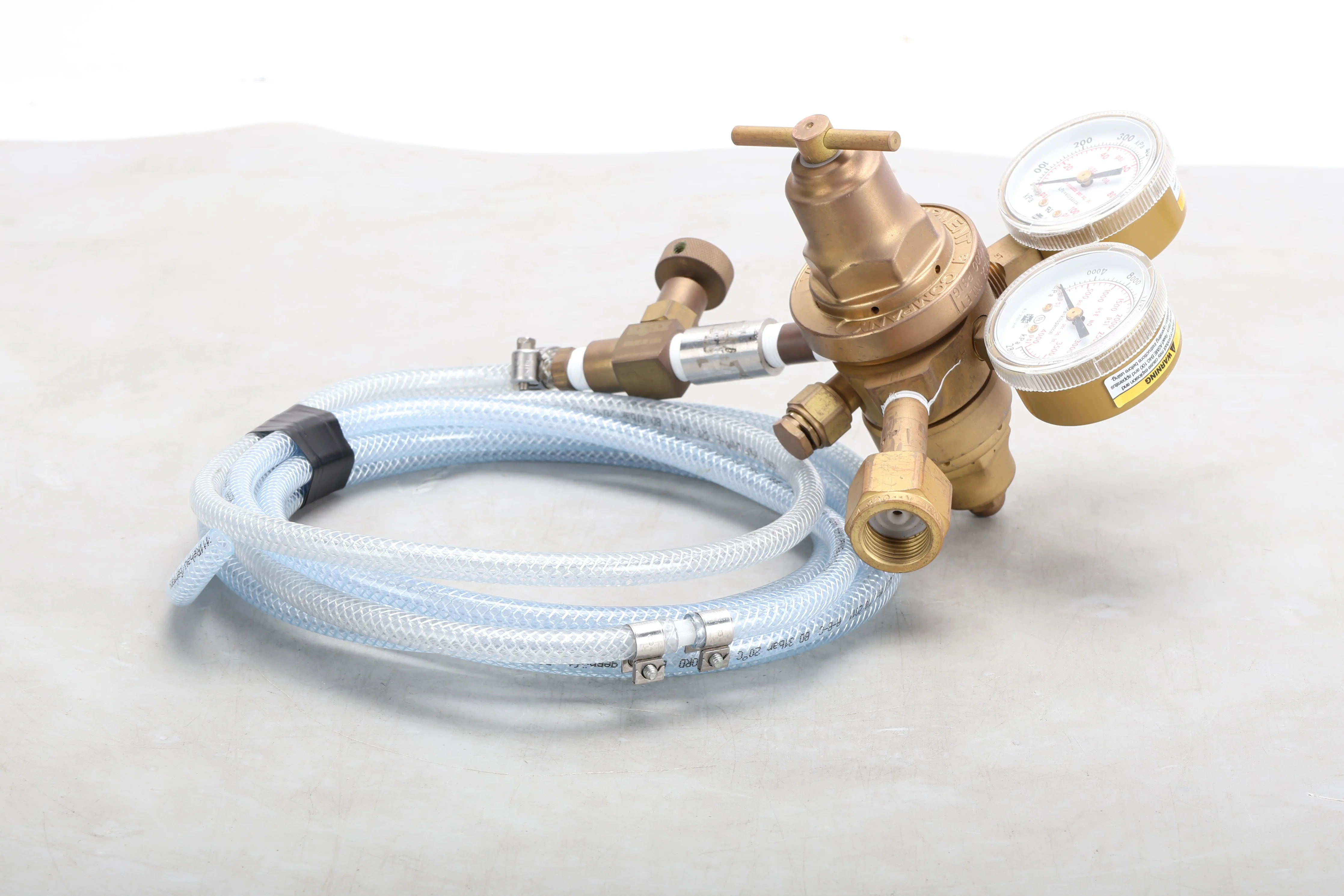 Victor Equipment VTS253C Regulator Gas Valve Gauge W/ Length of Clear Tubing - Image 2