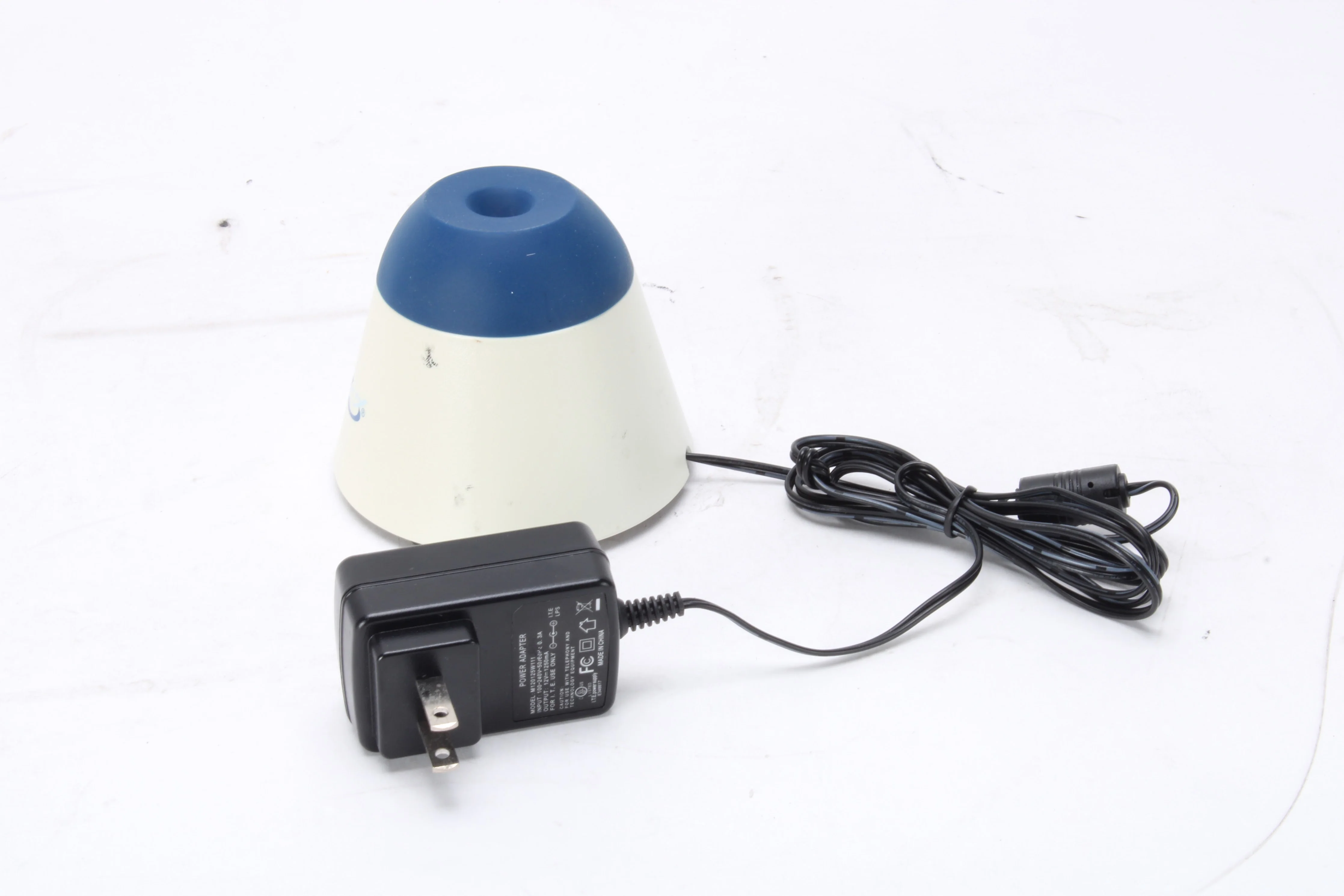 VWR 10153-688 Vortex Mixer With Power Supply - Image 2
