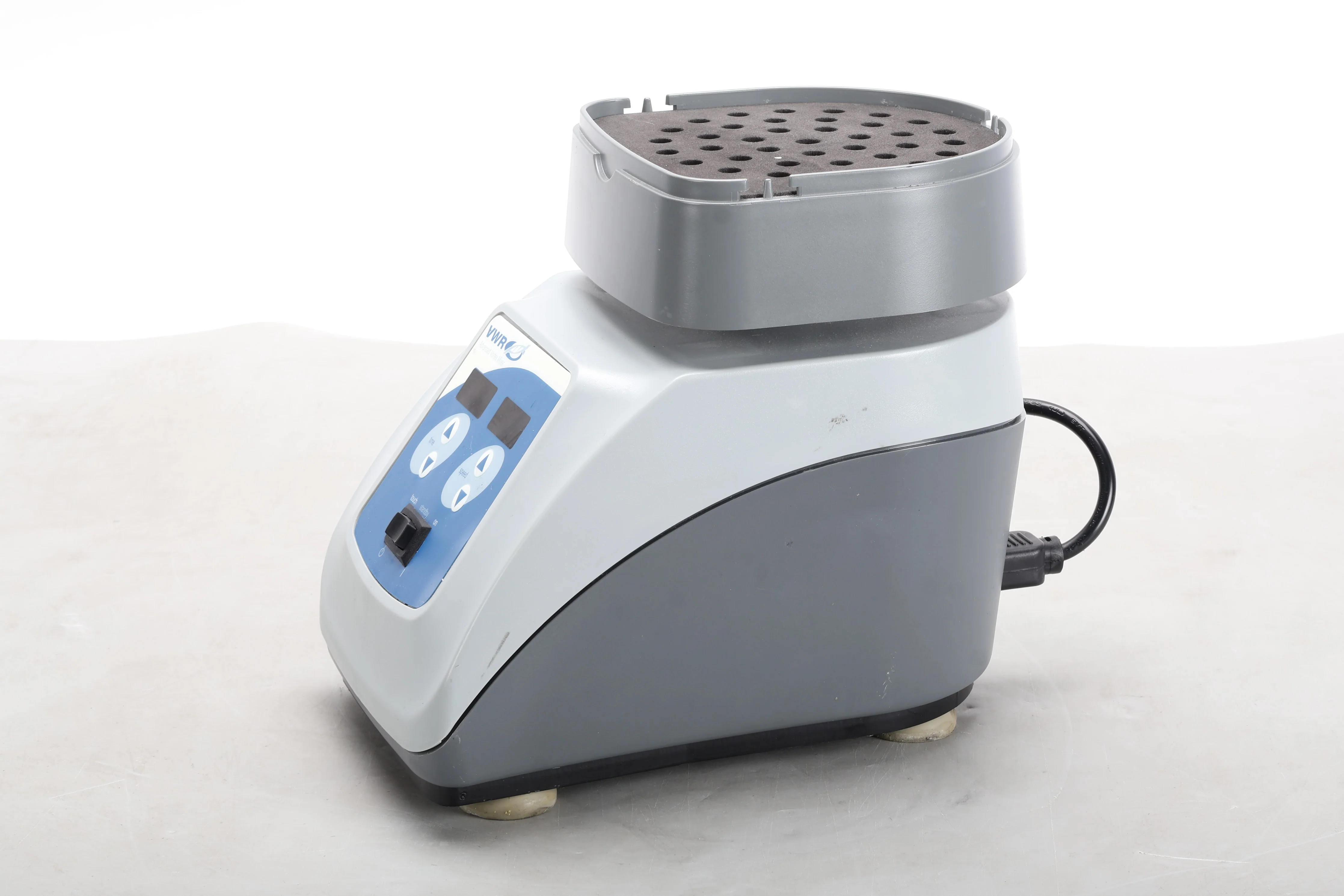 VWR 97043-564 Advance Vortex Mixer With Power Cable - Image 2