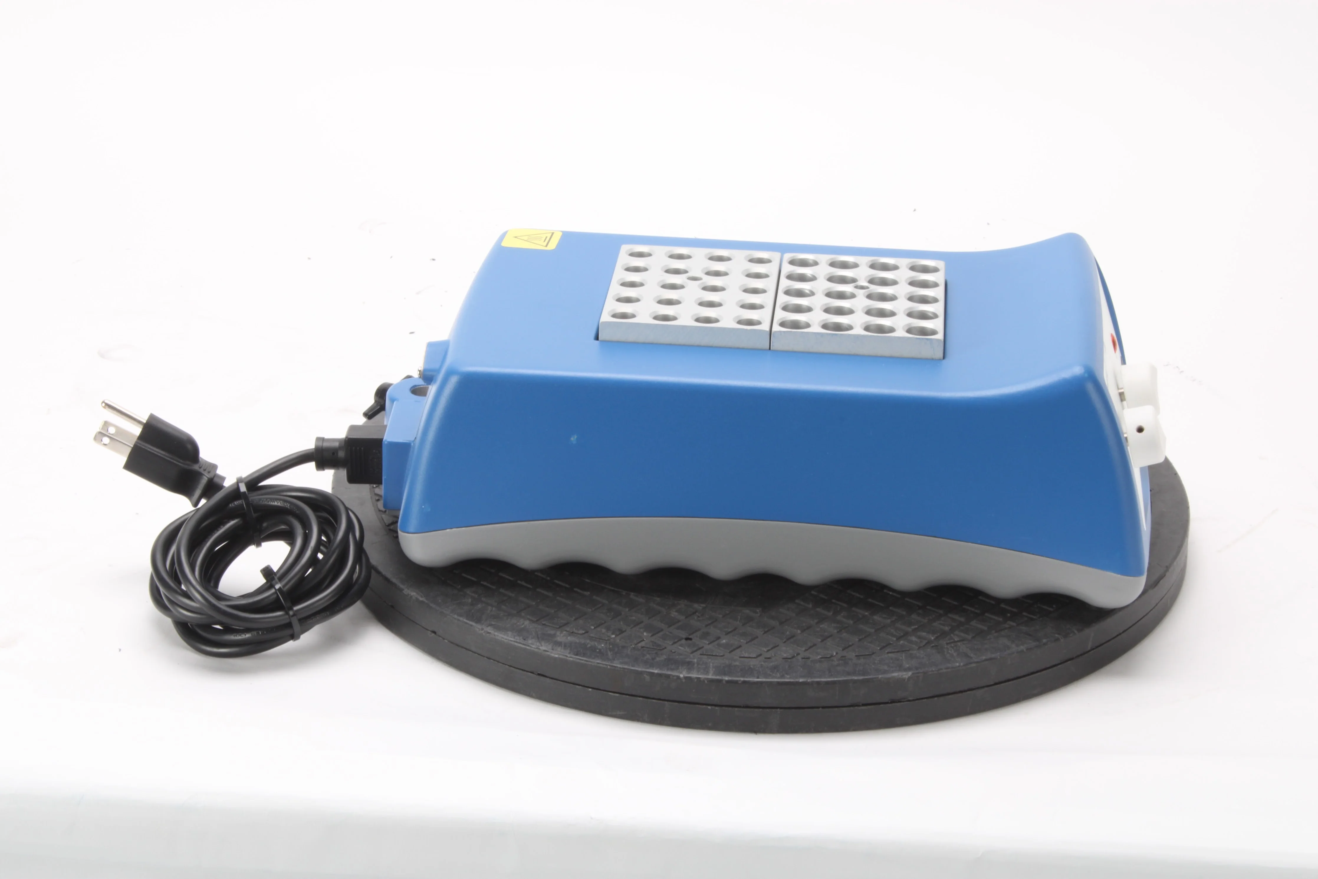 VWR Analog 2-Block Heater Model 75838-286 With 2x Heating Block and Power Cord - Image 4