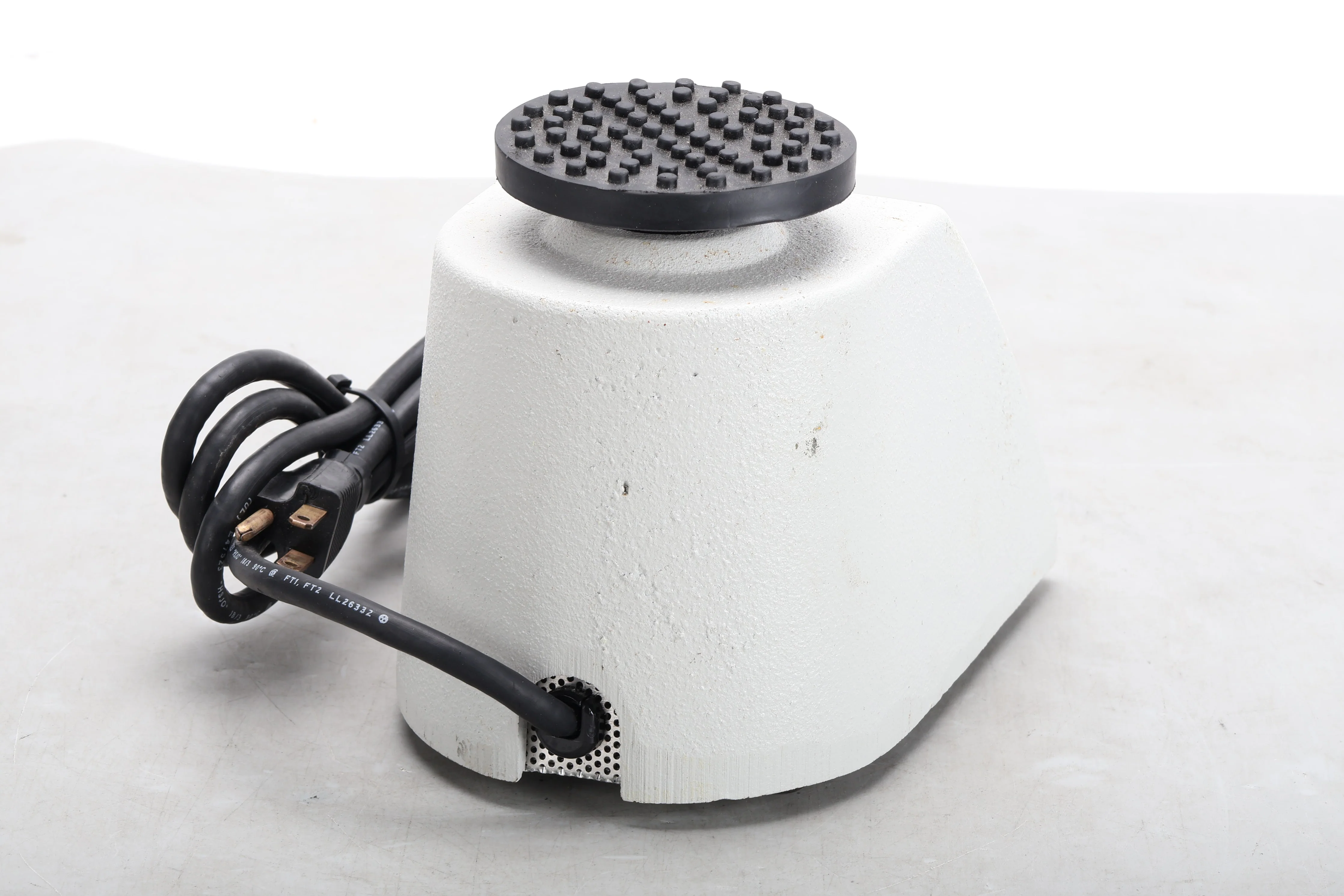 VWR Mini Vortexer - Fair Condition - Missing Speed Adjustment Knob Cover - Image 3