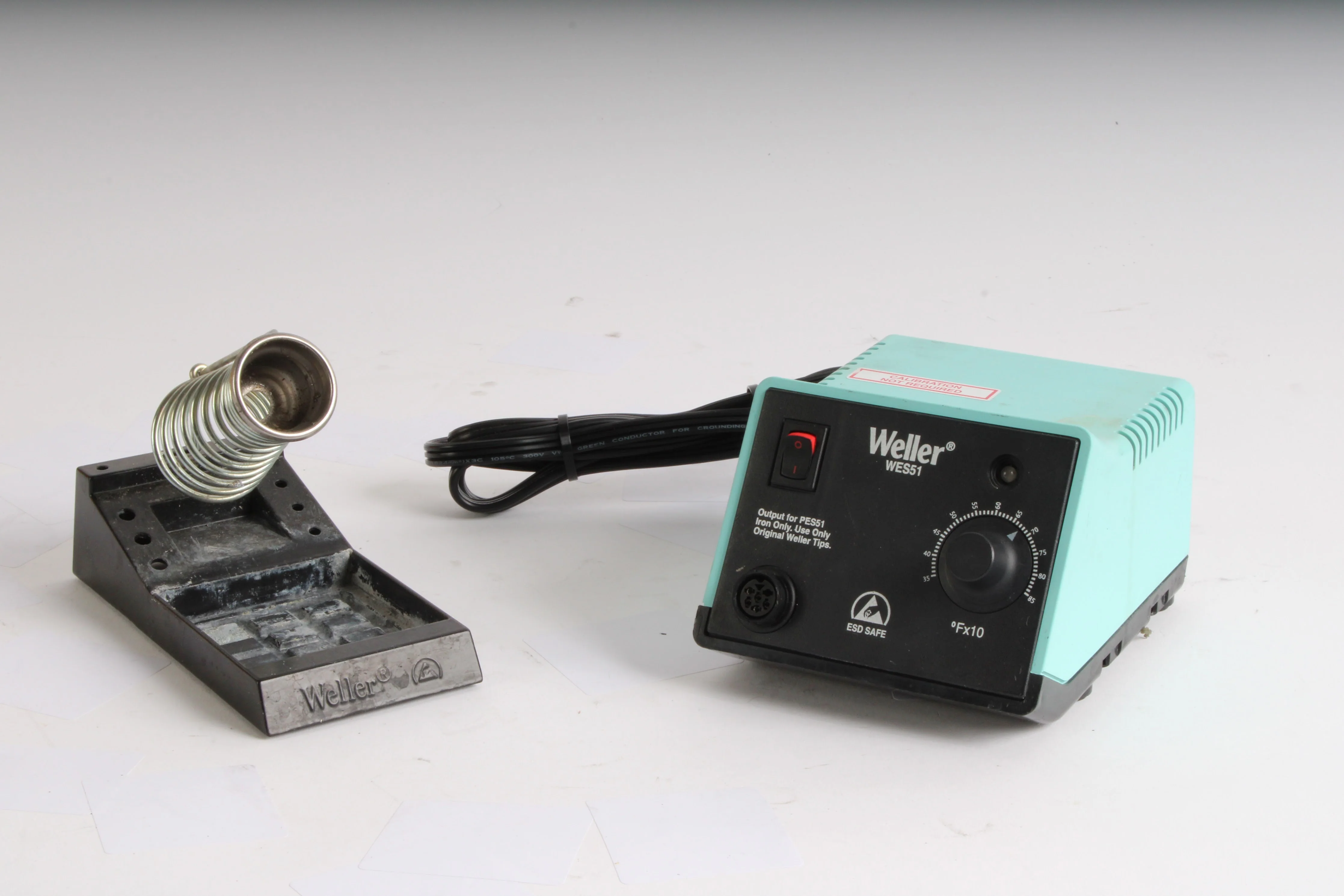 Weller WES51 Analog Soldering Station With Stand - No Hand Piece