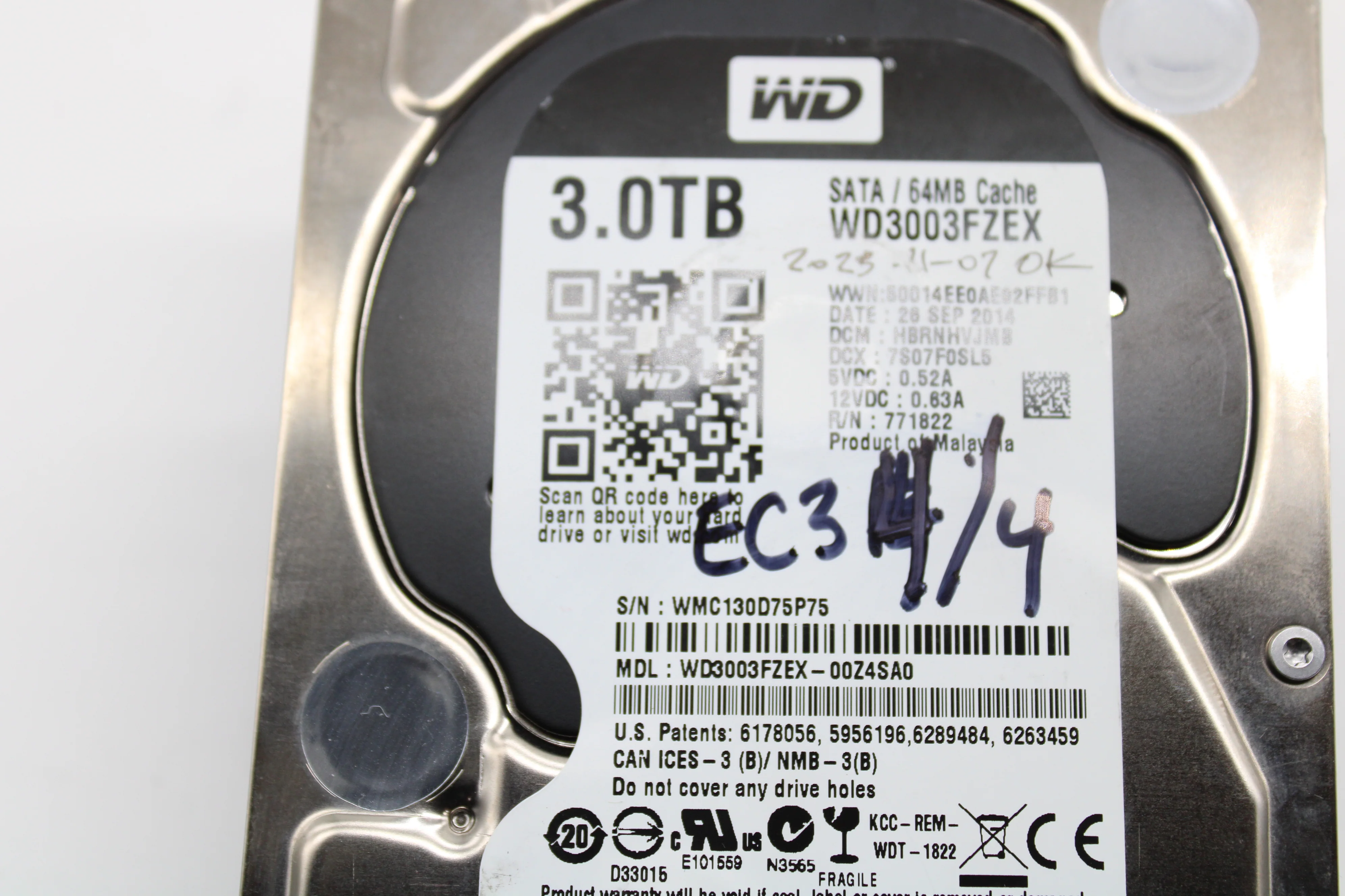 Western Digital WD3003FZEX-00Z4SAD 3.0TB & WD2003FZEX-00SRLA0 2.0TB HDD Lot of 2 - Image 5