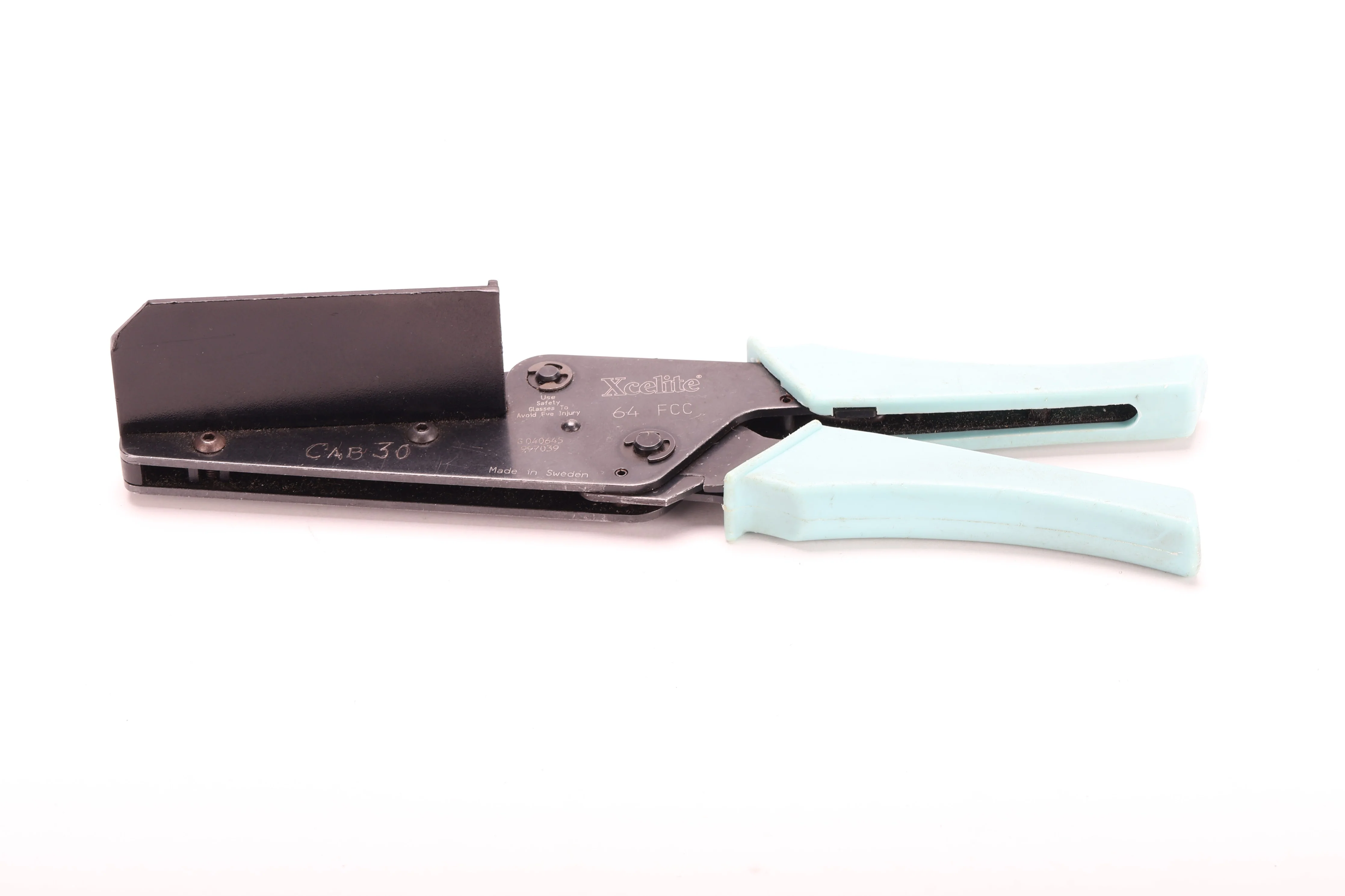 Xcelite 64 FCC Ribbon Cable Cutting Hand Tool - Fair Condition - Image 2