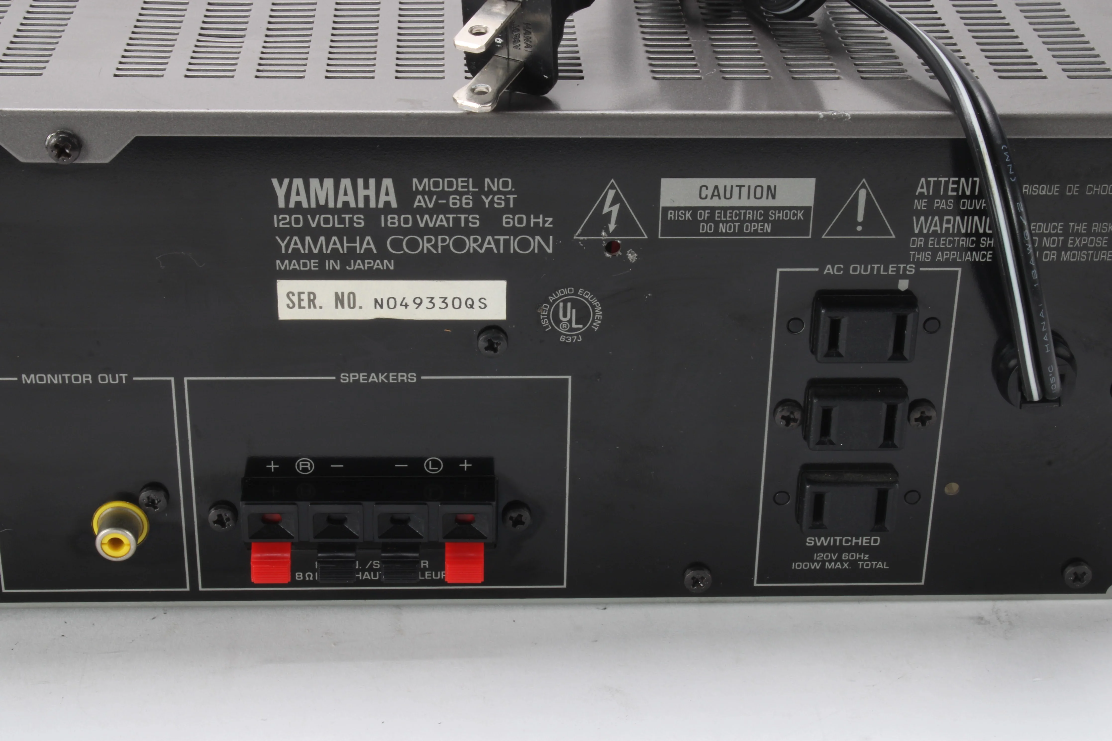 Yamaha AV-66 YST Natural Sound Stereo Amplifier - Fair Condition - Image 5